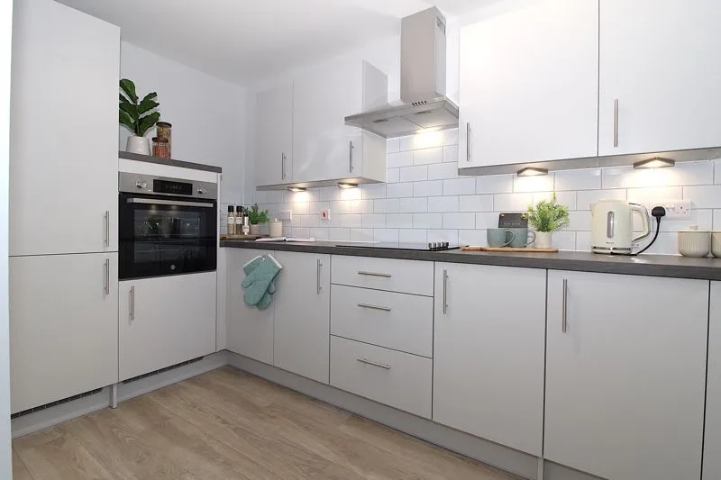 2 bed flat for sale, The Green, Aldridge, WS9