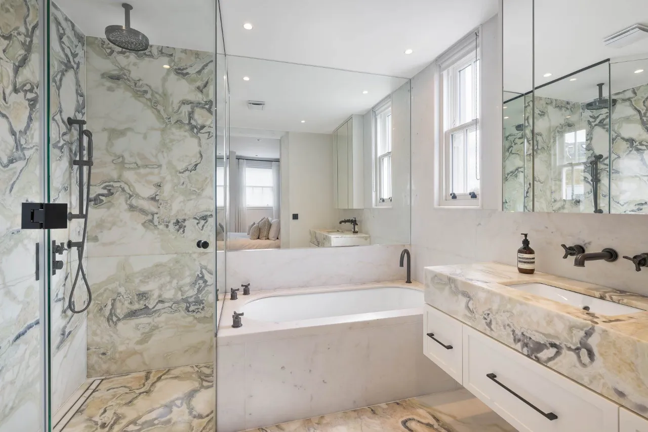 Campden Hill Road, Kensington, London, W8 7AR, photo 9