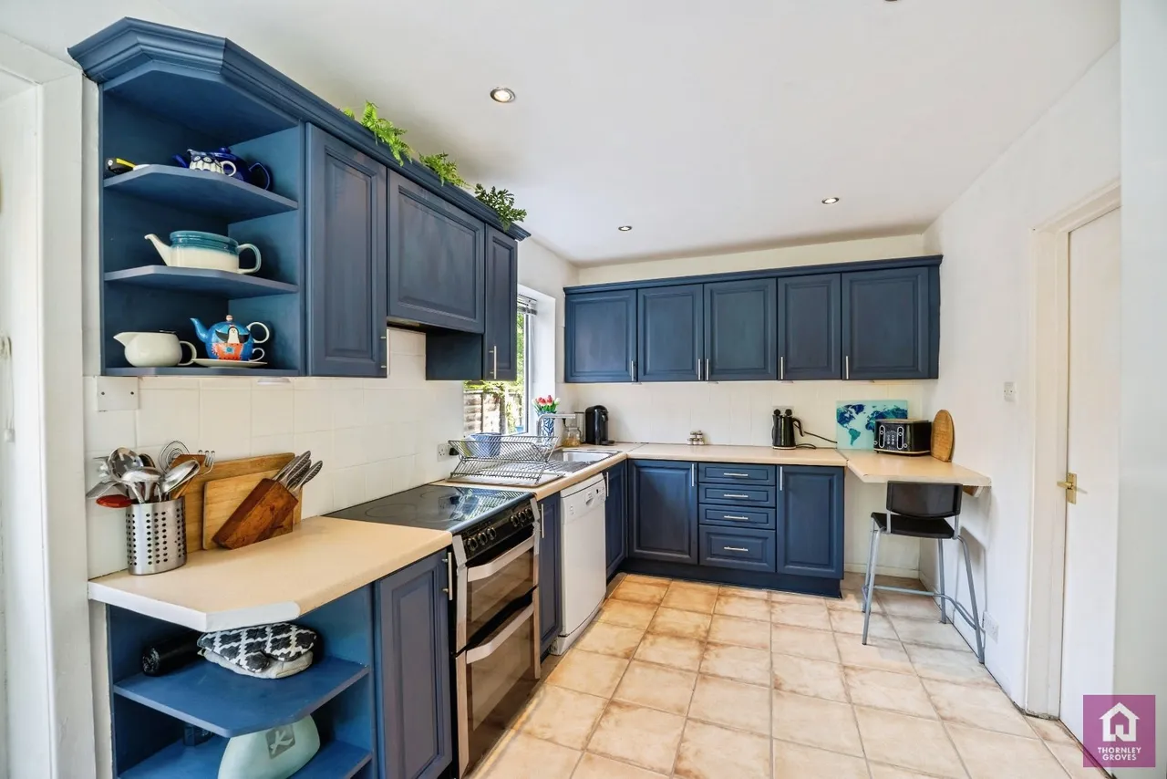 Spring Vale, Prestwich, M25, photo 6