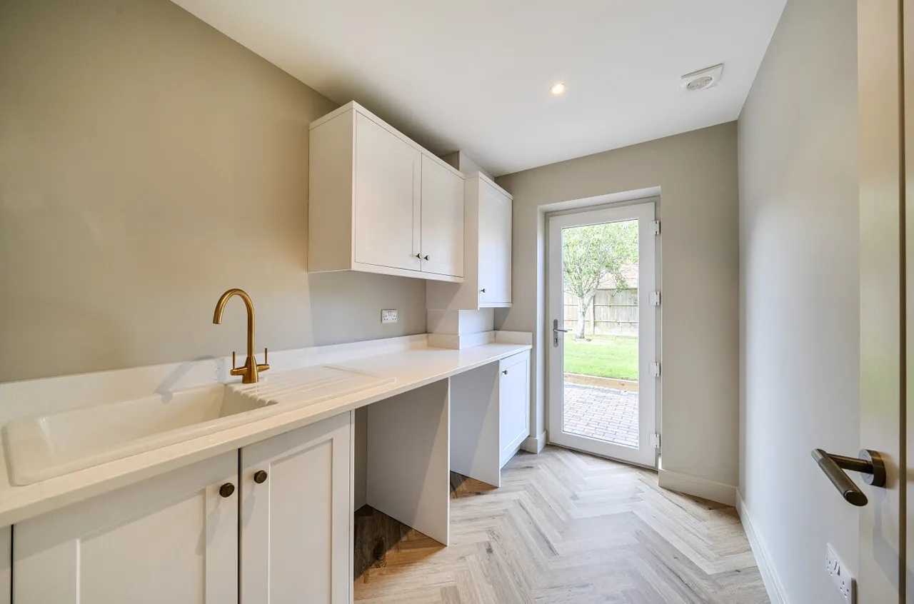 The Retreat, Totton, SO40, photo 5
