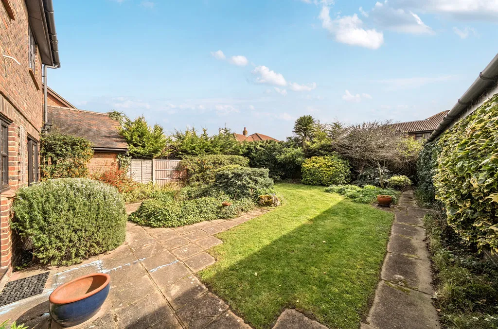 Maple Leaf Drive, Sidcup, DA15 8WA, photo 14