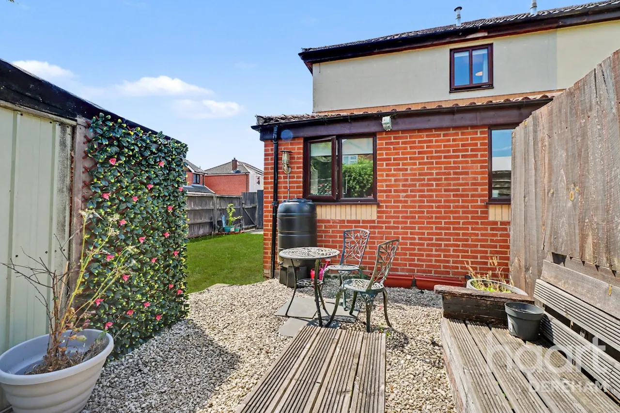Old Post Road, Briston, NR24, photo 14