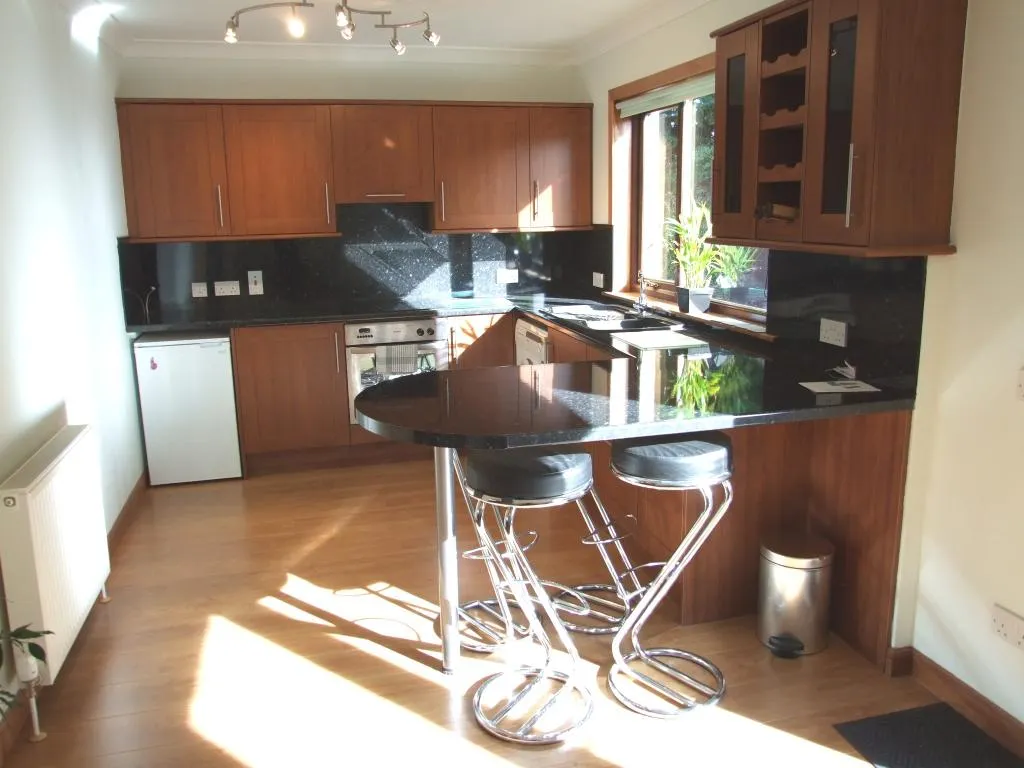 Durley Dene Crescent, Bridge Of Earn, PH2, photo 3
