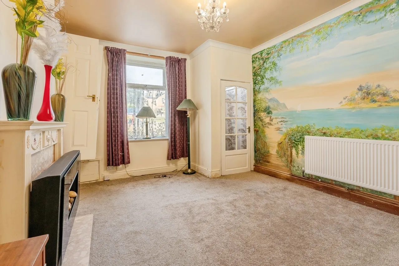 Piccadilly Road, Burnley, BB11, photo 5