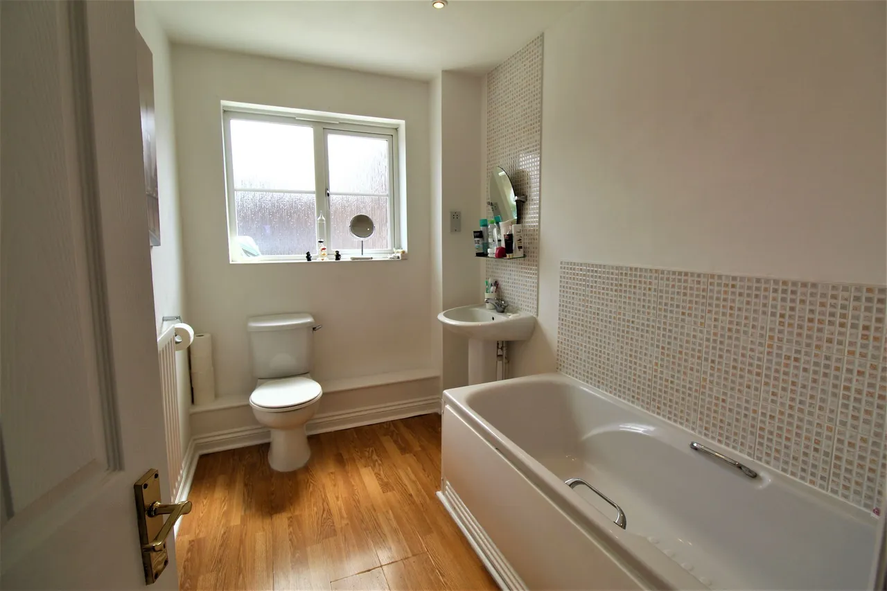 Parnell Close, Grays, Essex, RM16 6BQ, photo 8