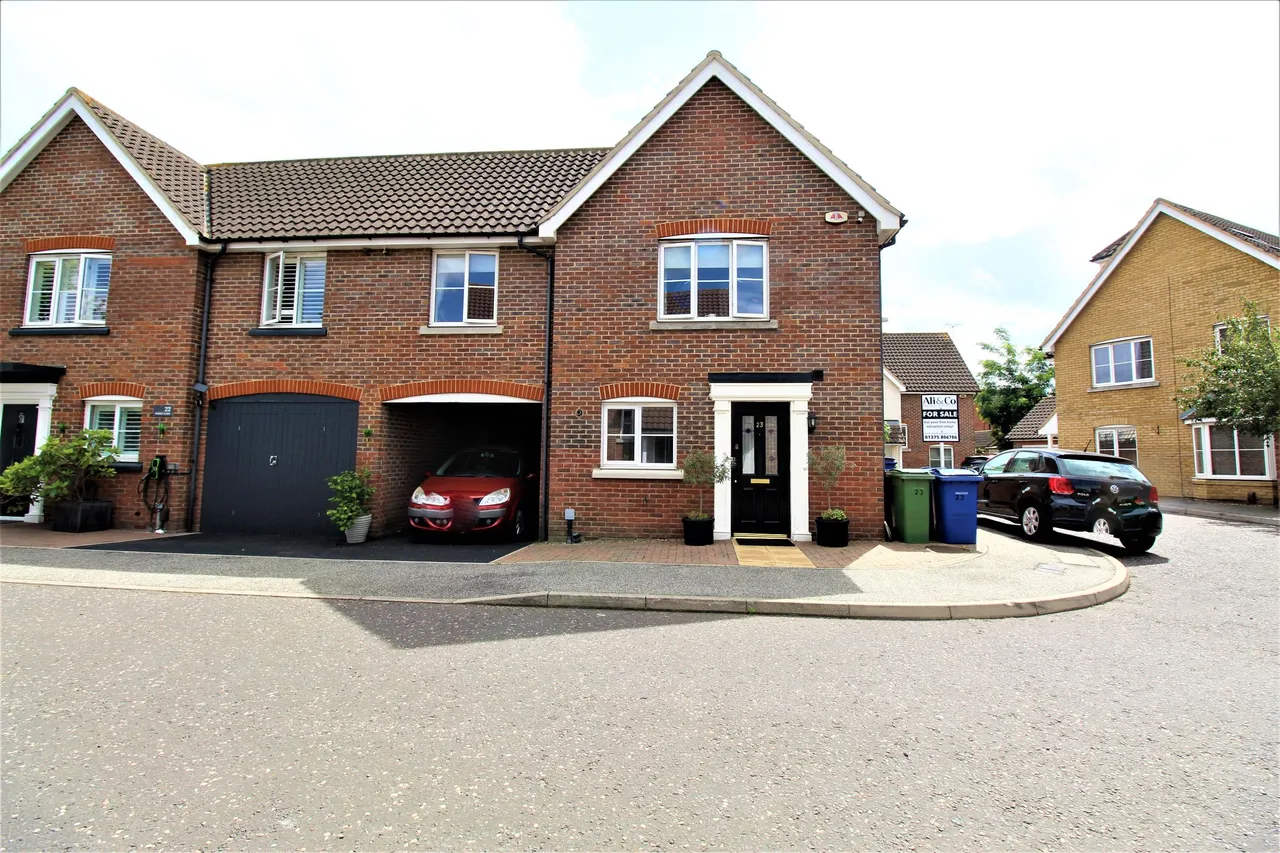 3 bed house for sale — Parnell Close, Grays, Essex, RM16 6BQ