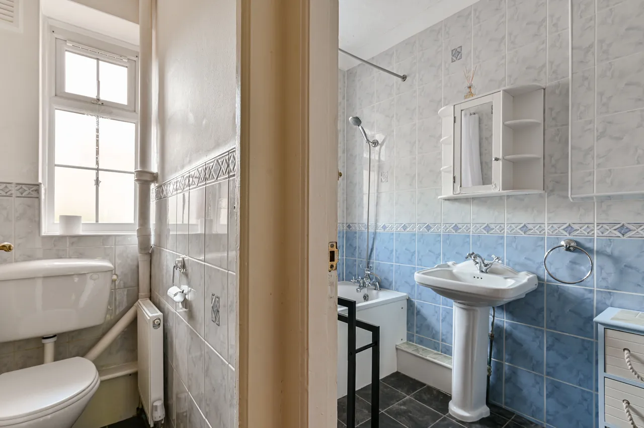 2 Anderson House, Fountain Road, London, photo 7