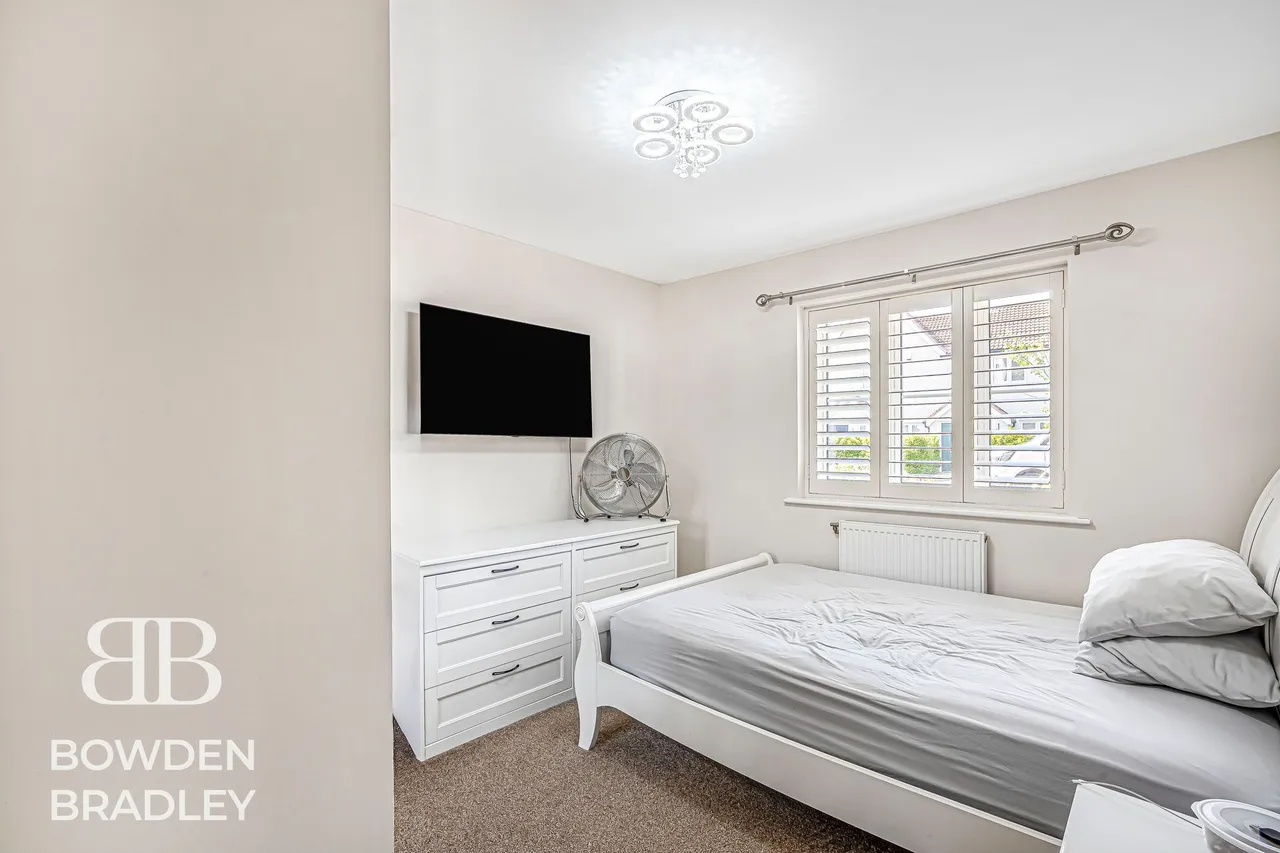 Blackthorn Avenue, Chigwell, IG7, photo 8