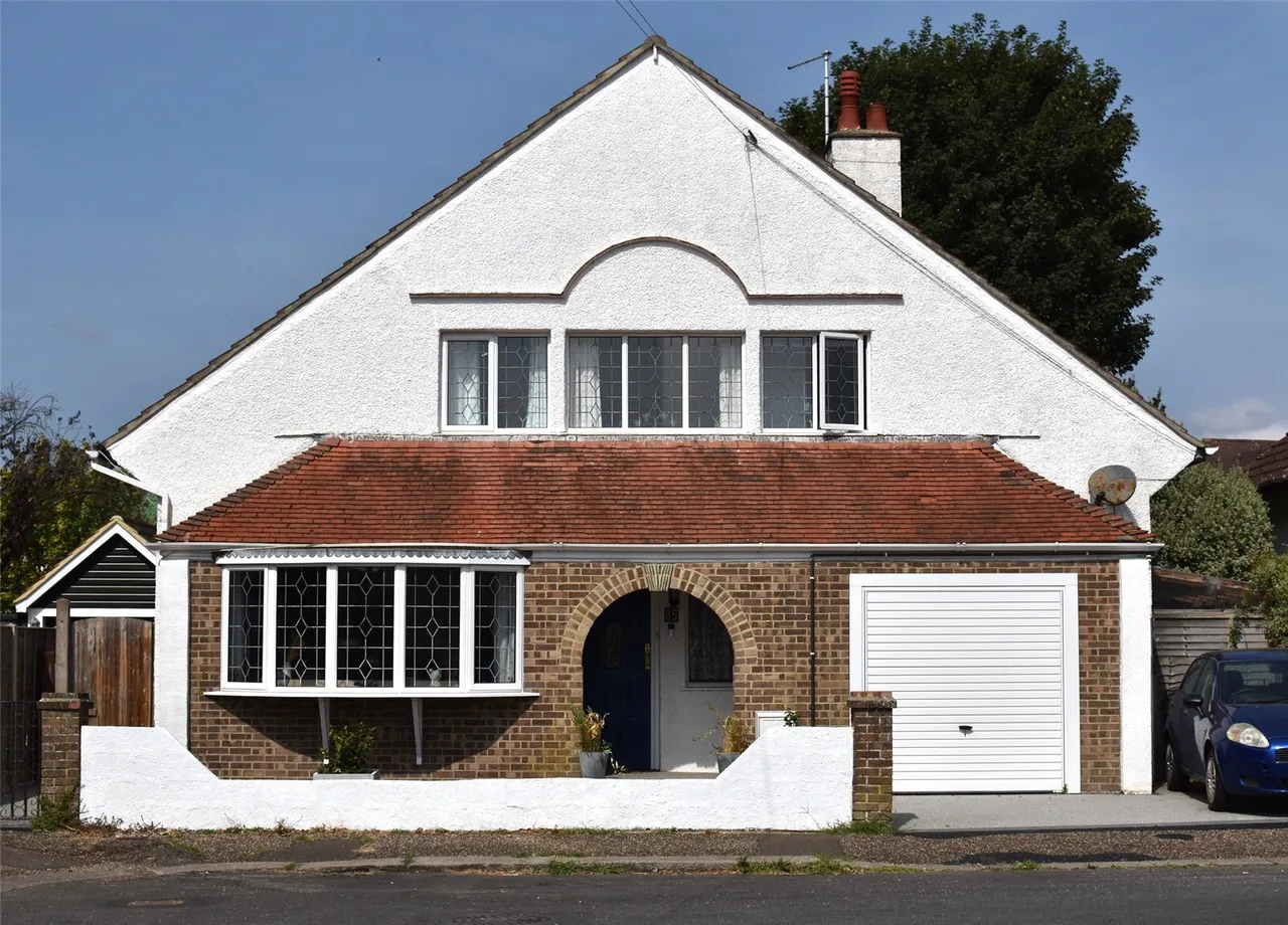 4 bed house for sale, Tennyson Road, Bognor Regis, PO21