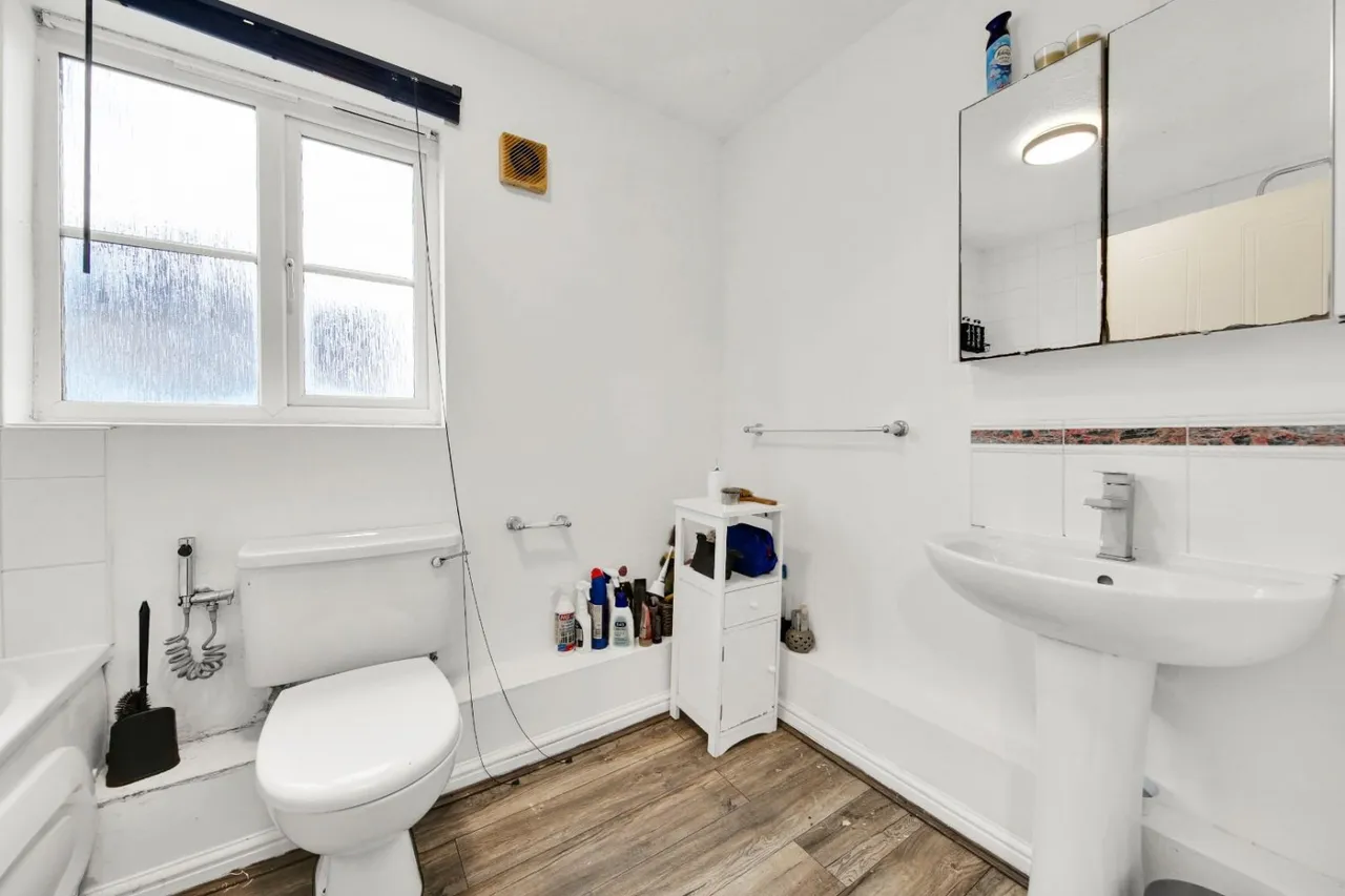 Ridley Close, Barking, IG11, photo 11