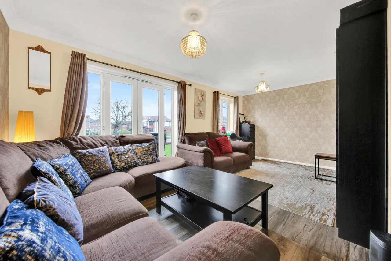 Ridley Close, Barking, IG11, photo 2