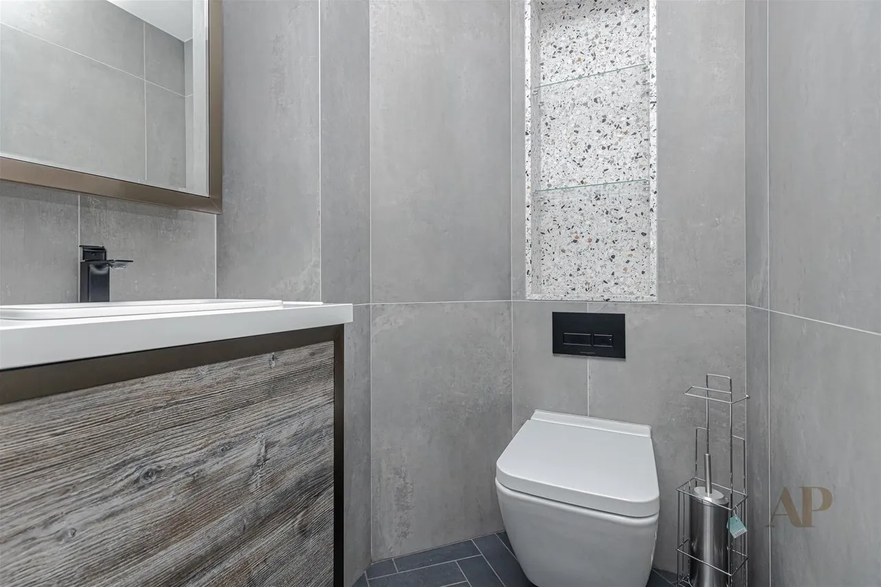 Hewett Street, London EC2A 3NL, photo 5