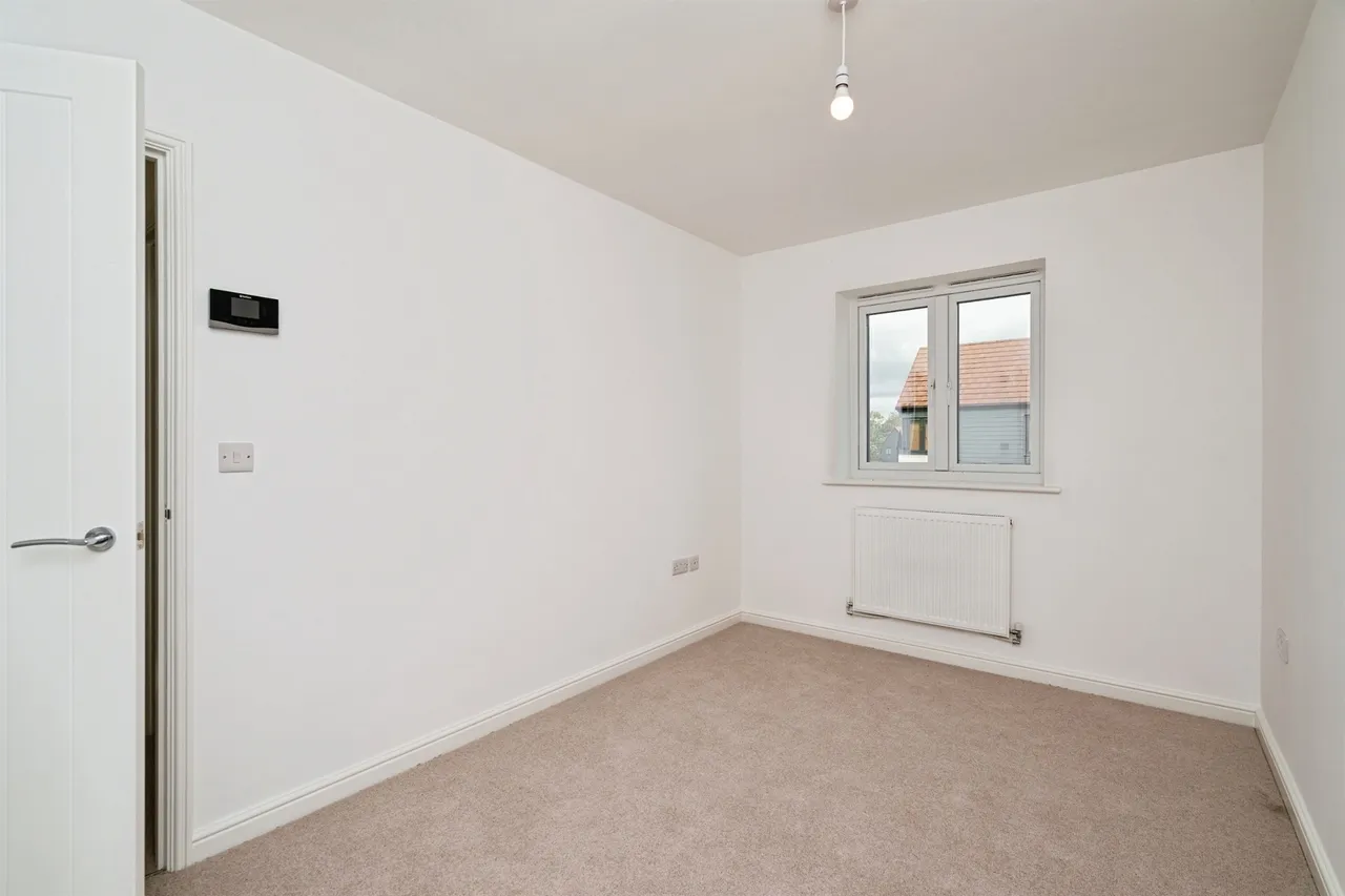 Emerald Close, Bradwell, NR31, photo 25