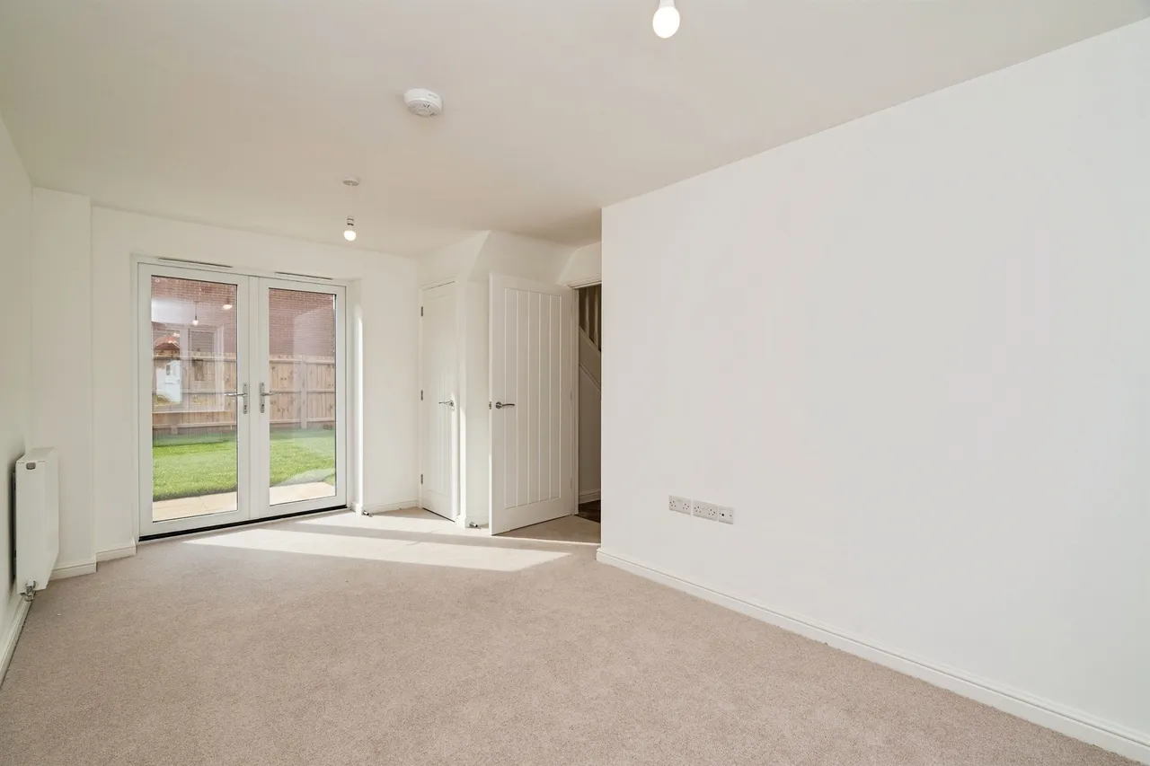 Emerald Close, Bradwell, NR31, photo 15