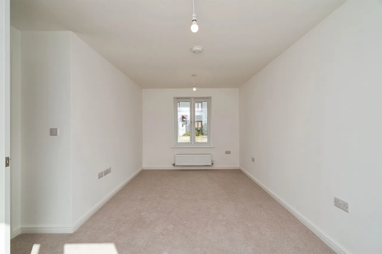 Emerald Close, Bradwell, NR31, photo 13