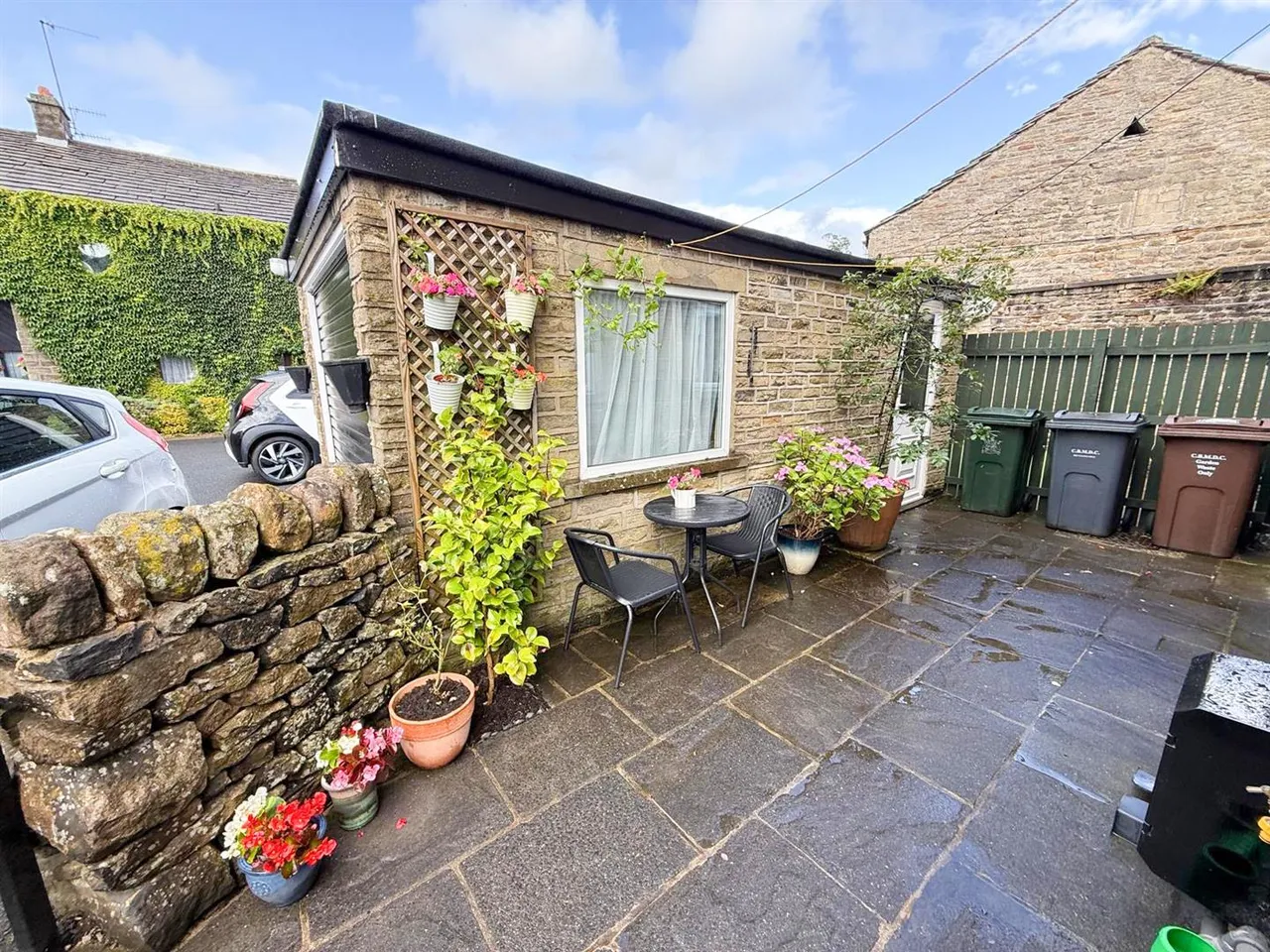 Skipton Road, Steeton, BD20 6SD, photo 2