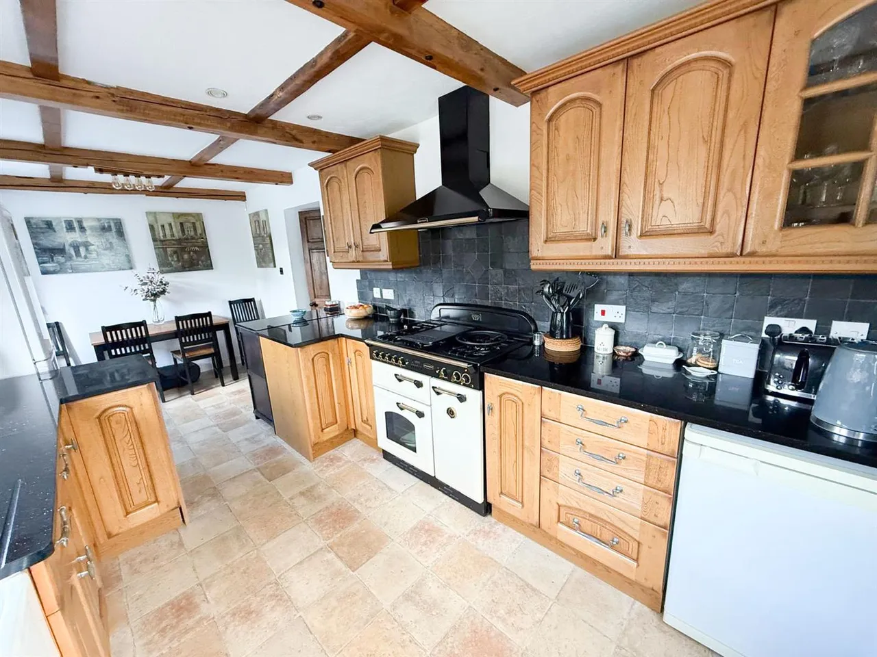 Skipton Road, Steeton, BD20 6SD, photo 5