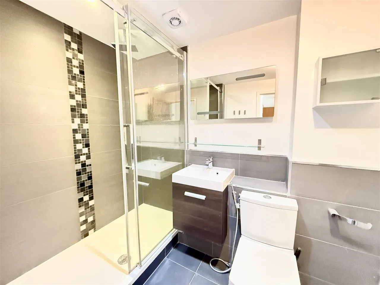 Falcon Lodge, Admiral Walk, London, W9 3TA, photo 10