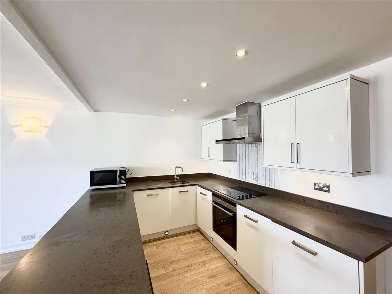 Falcon Lodge, Admiral Walk, London, W9 3TA, photo 5