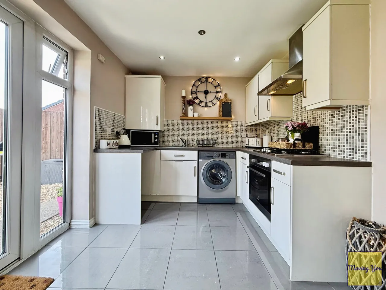 Golwg Y Mynydd, Godrergraig, SA9, photo 4
