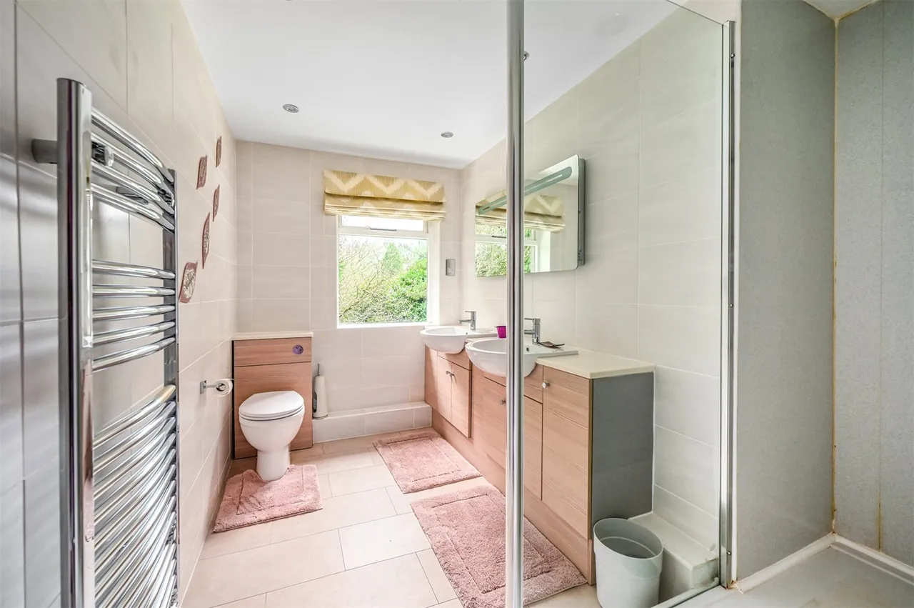 Broomrigg Road, Fleet, Hampshire, GU51 4LS, photo 9