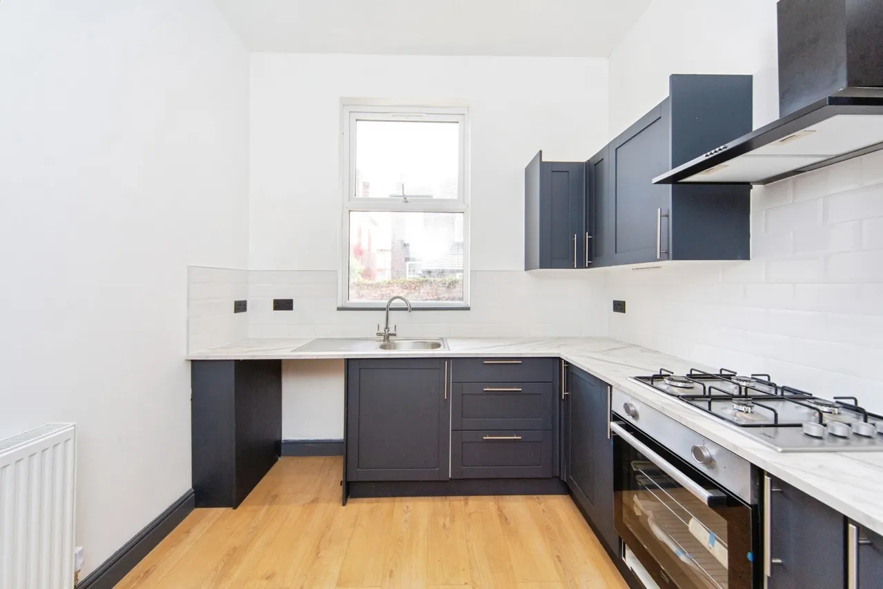 Clifton Road, Anfield, L6, photo 41