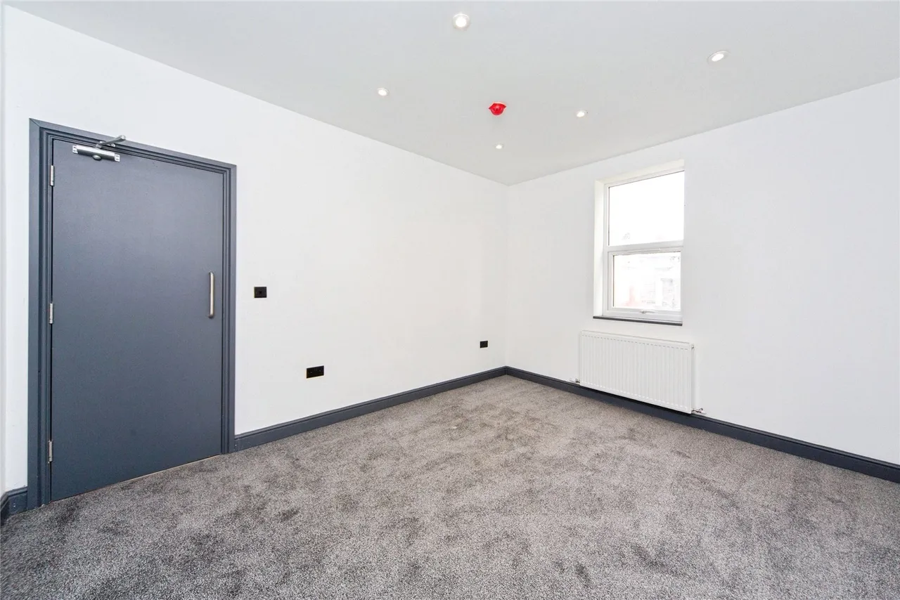 Clifton Road, Anfield, L6, photo 21
