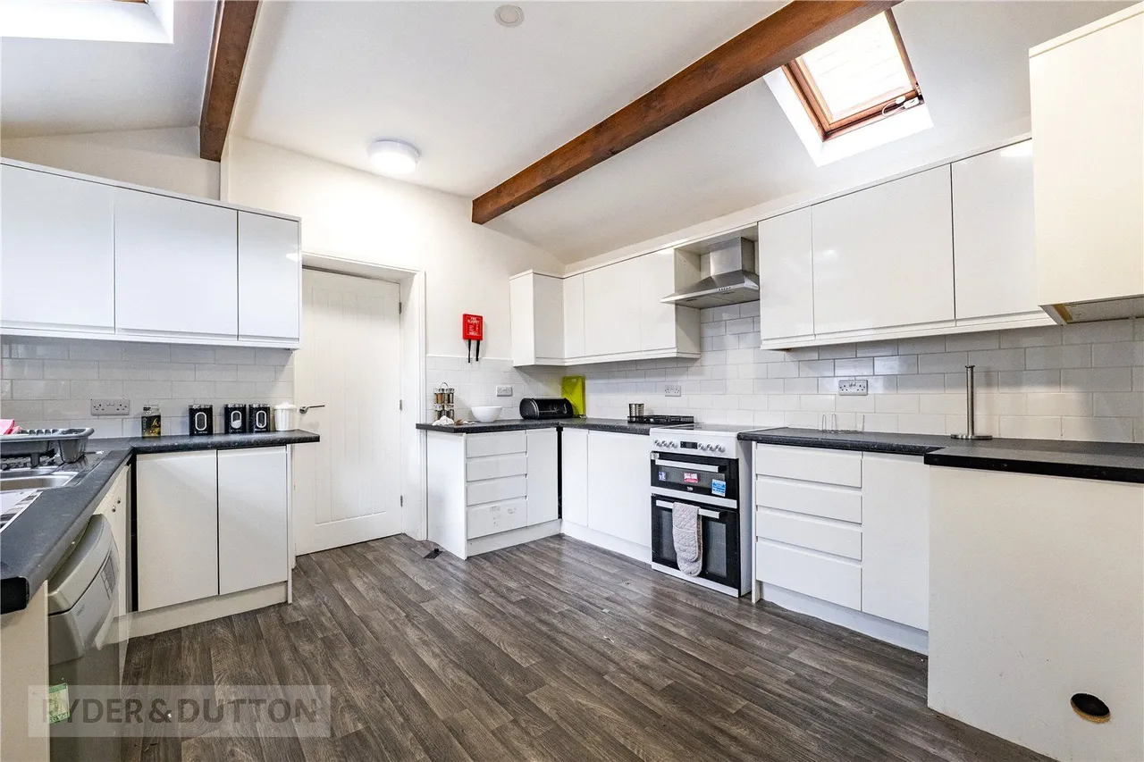 Victoria Avenue, Sowerby Bridge, HX6, photo 7