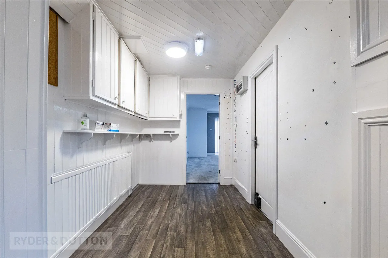 Victoria Avenue, Sowerby Bridge, HX6, photo 9
