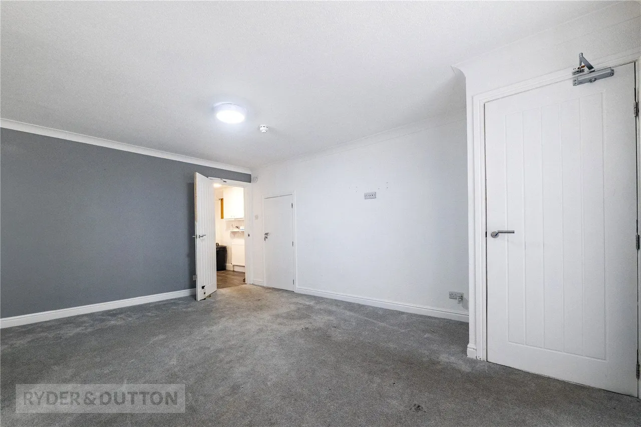 Victoria Avenue, Sowerby Bridge, HX6, photo 12