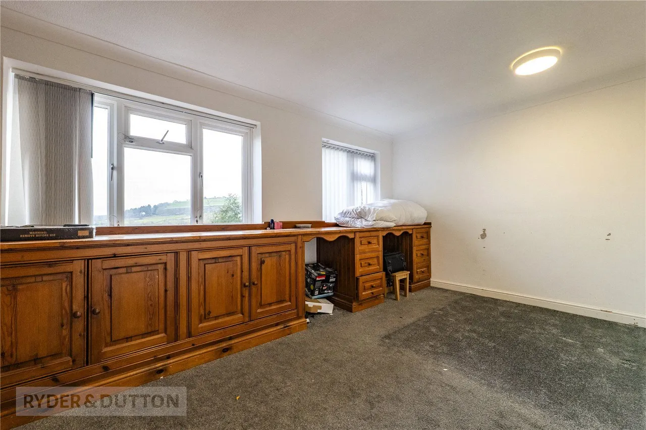 Victoria Avenue, Sowerby Bridge, HX6, photo 17