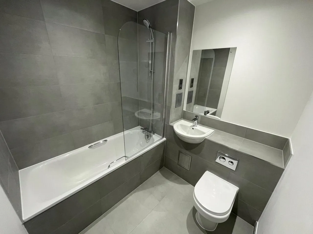 Buckingham Road, Bletchley, Milton Keynes, Buckinghamshire, MK3, photo 5