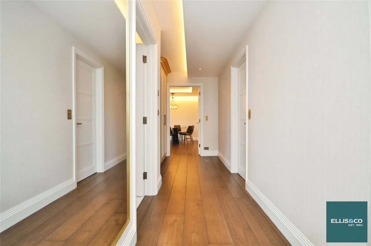 Hendon Lane, Finchley, N3, photo 14