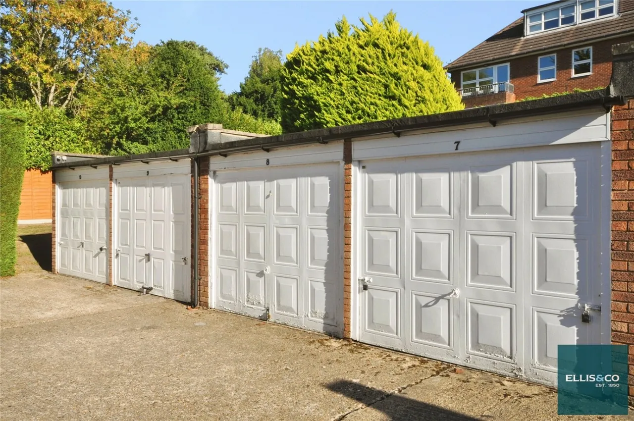 Hendon Lane, Finchley, N3, photo 9
