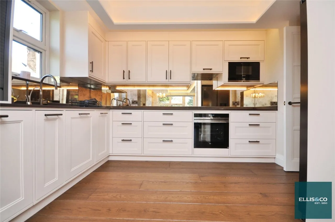 Hendon Lane, Finchley, N3, photo 5