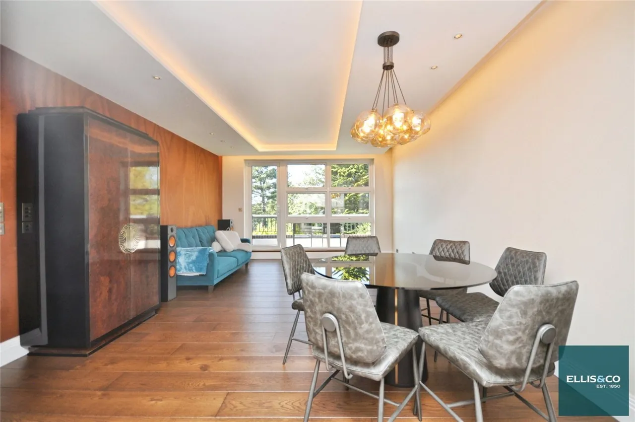 Hendon Lane, Finchley, N3, photo 10