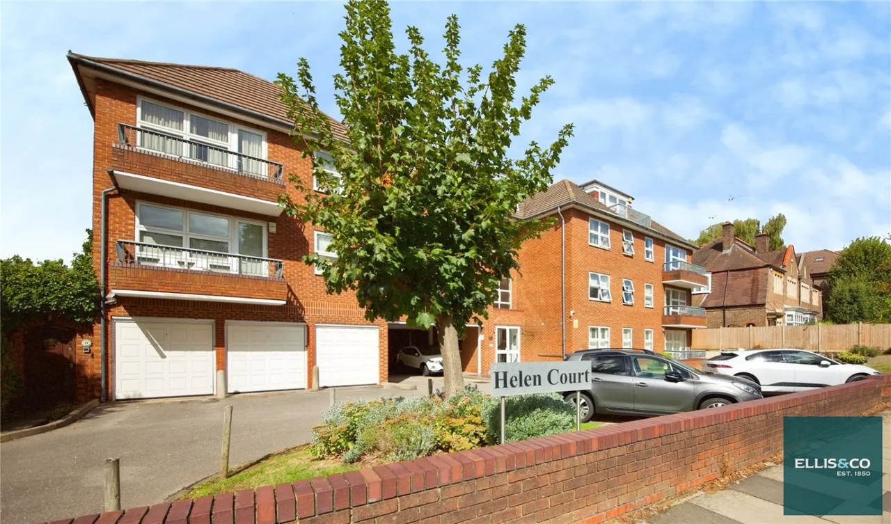 Hendon Lane, Finchley, N3, photo 17