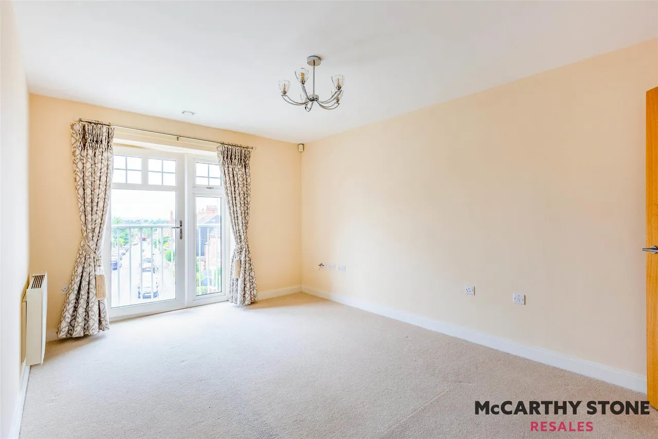 Westfield Road, Wellingborough, NN8, photo 2