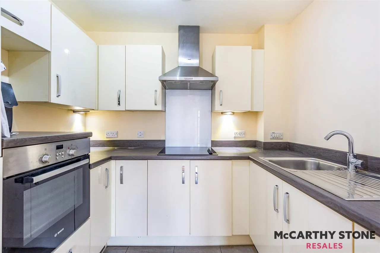Westfield Road, Wellingborough, NN8, photo 5
