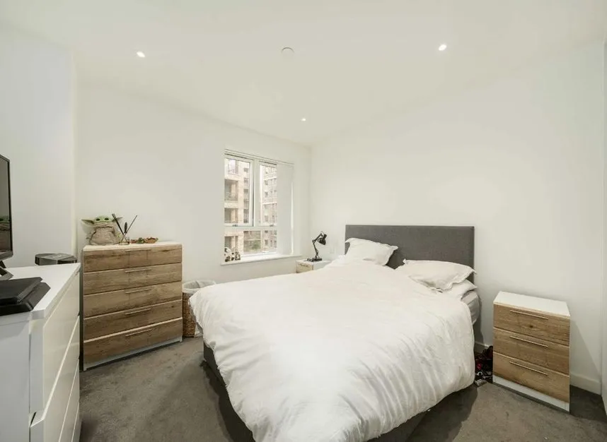 Mary Neuner Road, Hornsey, N8, photo 4