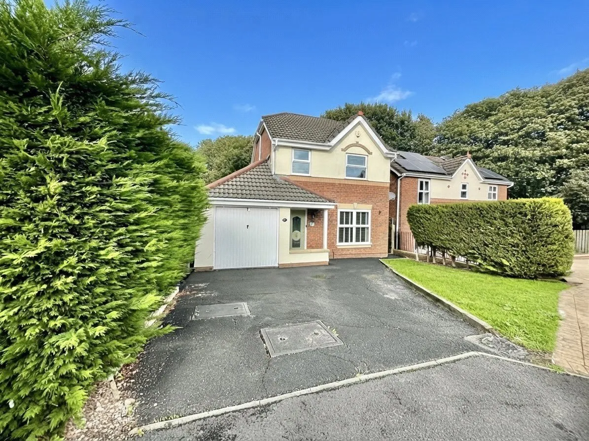 3 bed house for sale, Holland House Road, Walton-le-Dale, PR5