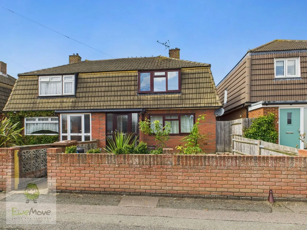 3 bed house to rent, Trevale Road, Rochester, ME1