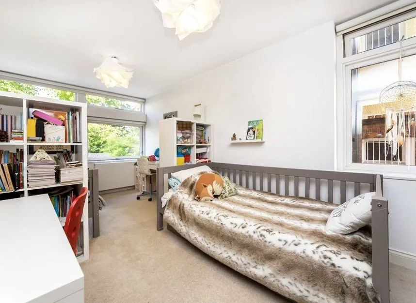 St. Albans Road, Dartmouth Park, NW5, photo 4