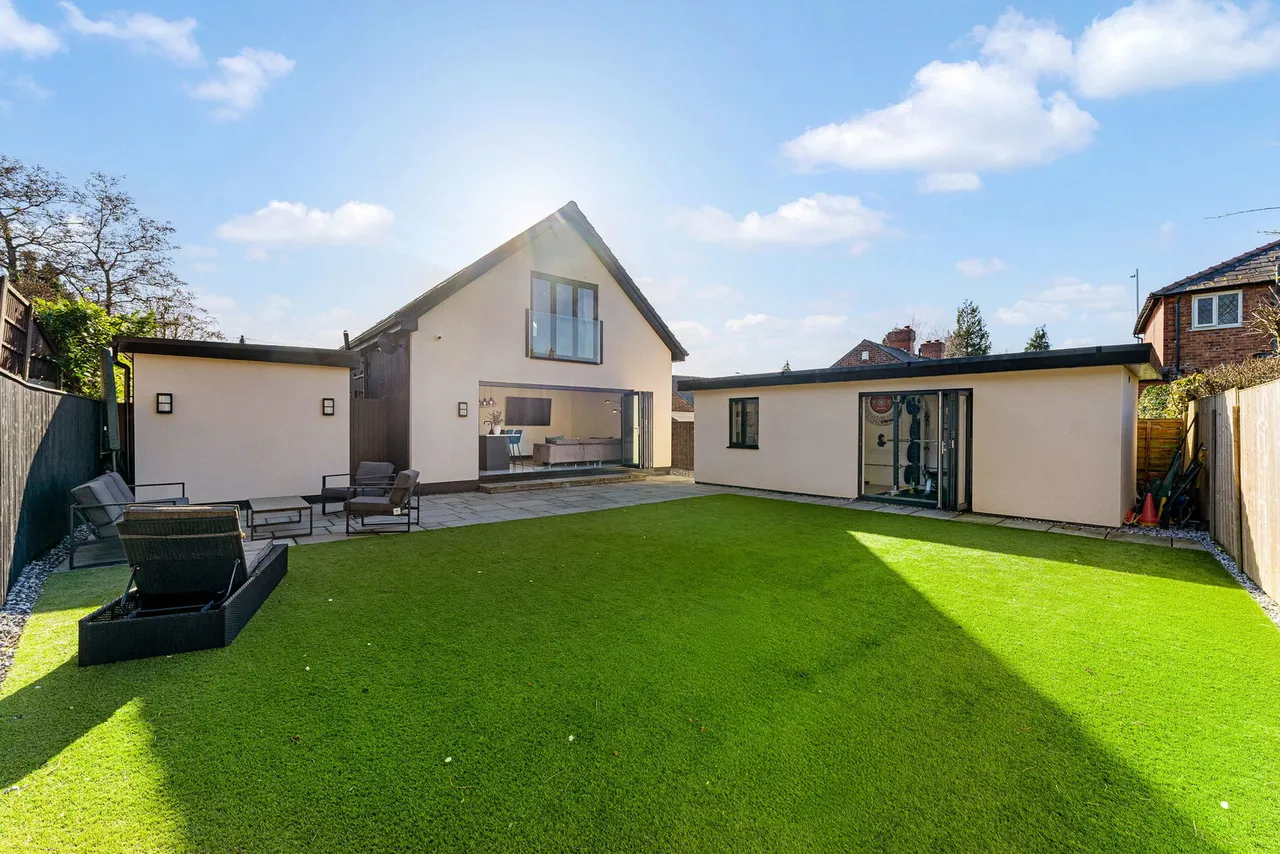 Rutland Ave, Over Hulton, M46, photo 35