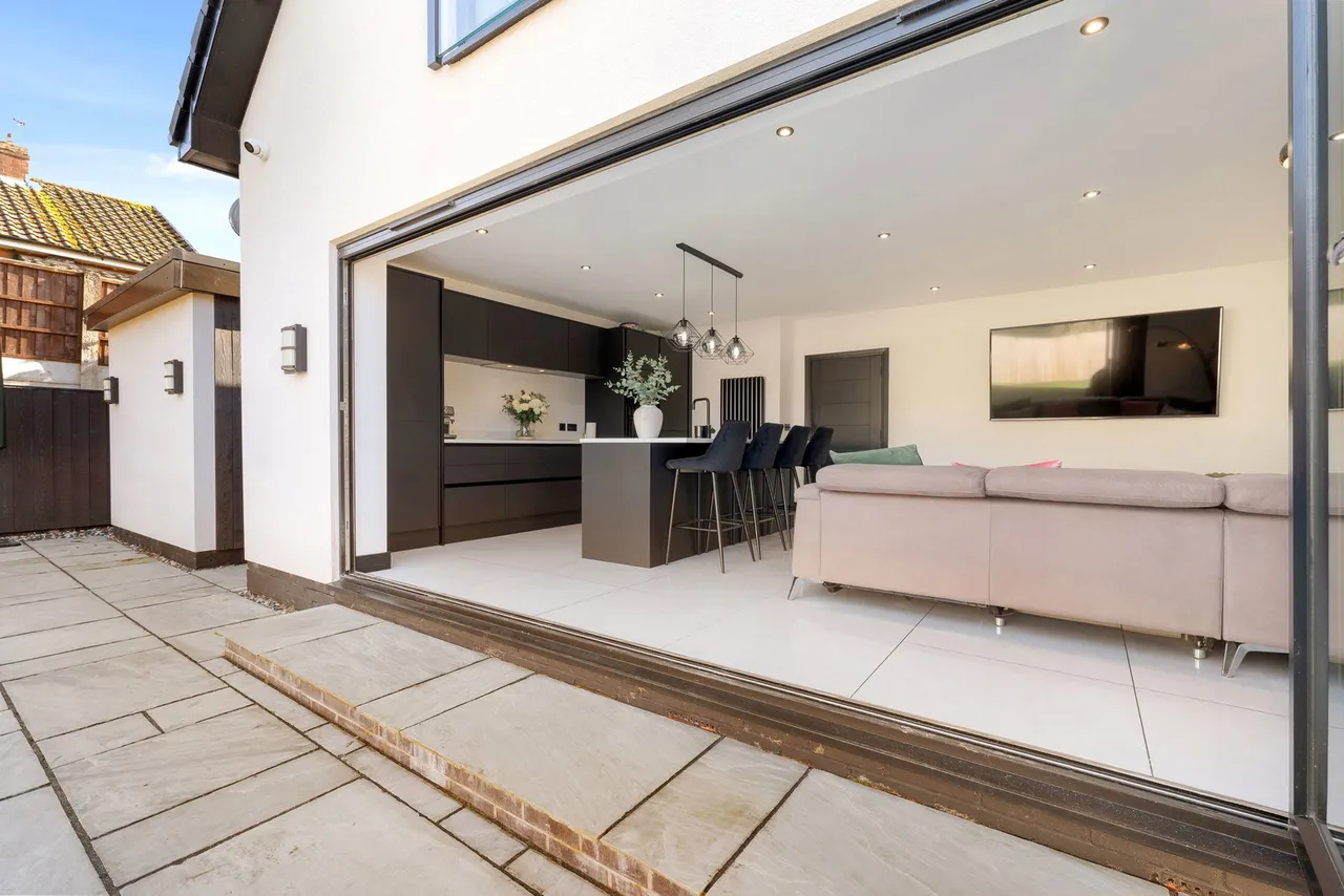 Rutland Ave, Over Hulton, M46, photo 11