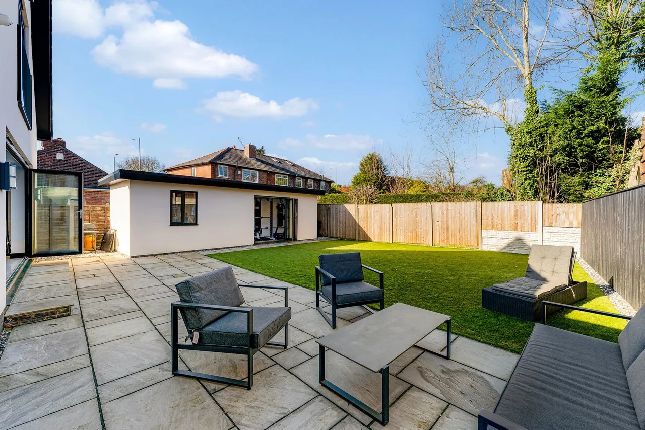 Rutland Ave, Over Hulton, M46, photo 33