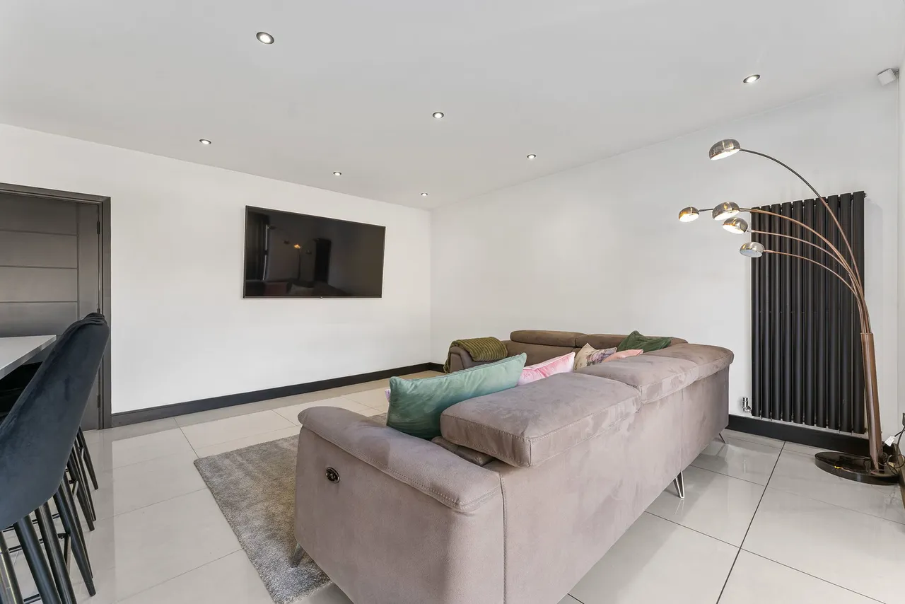 Rutland Ave, Over Hulton, M46, photo 10