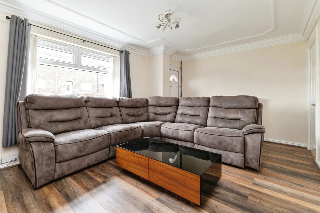 Enderby Gardens, Hemlington, Middlesbrough, photo 4