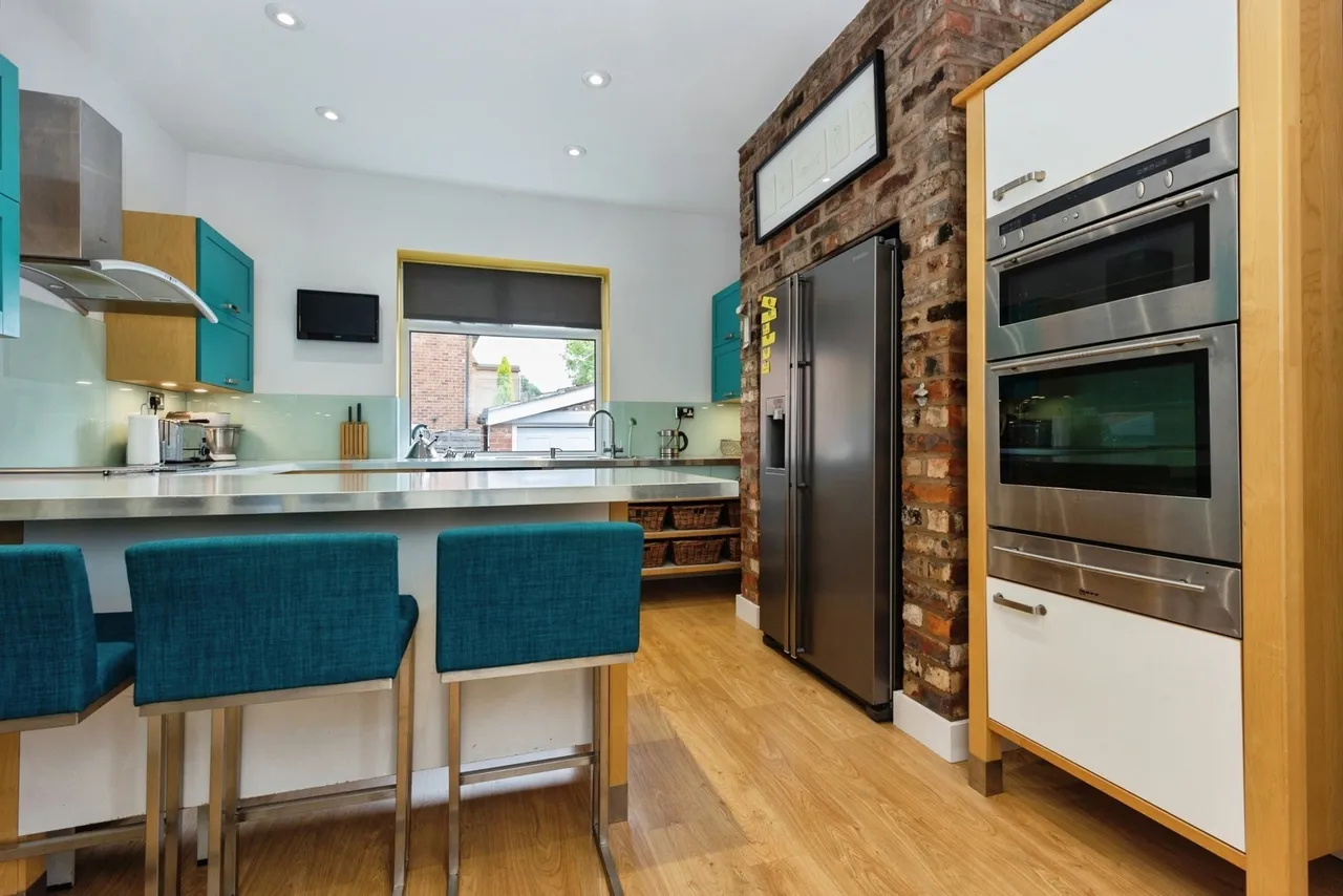 Dialstone Lane, STOCKPORT, Cheshire, SK2, photo 9