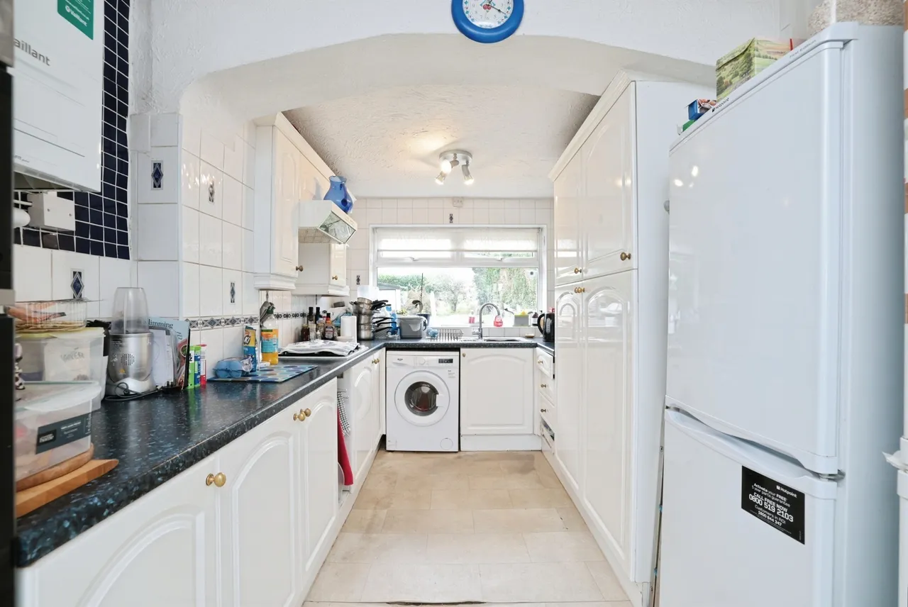Newmer Road, High Wycombe, HP12, photo 3